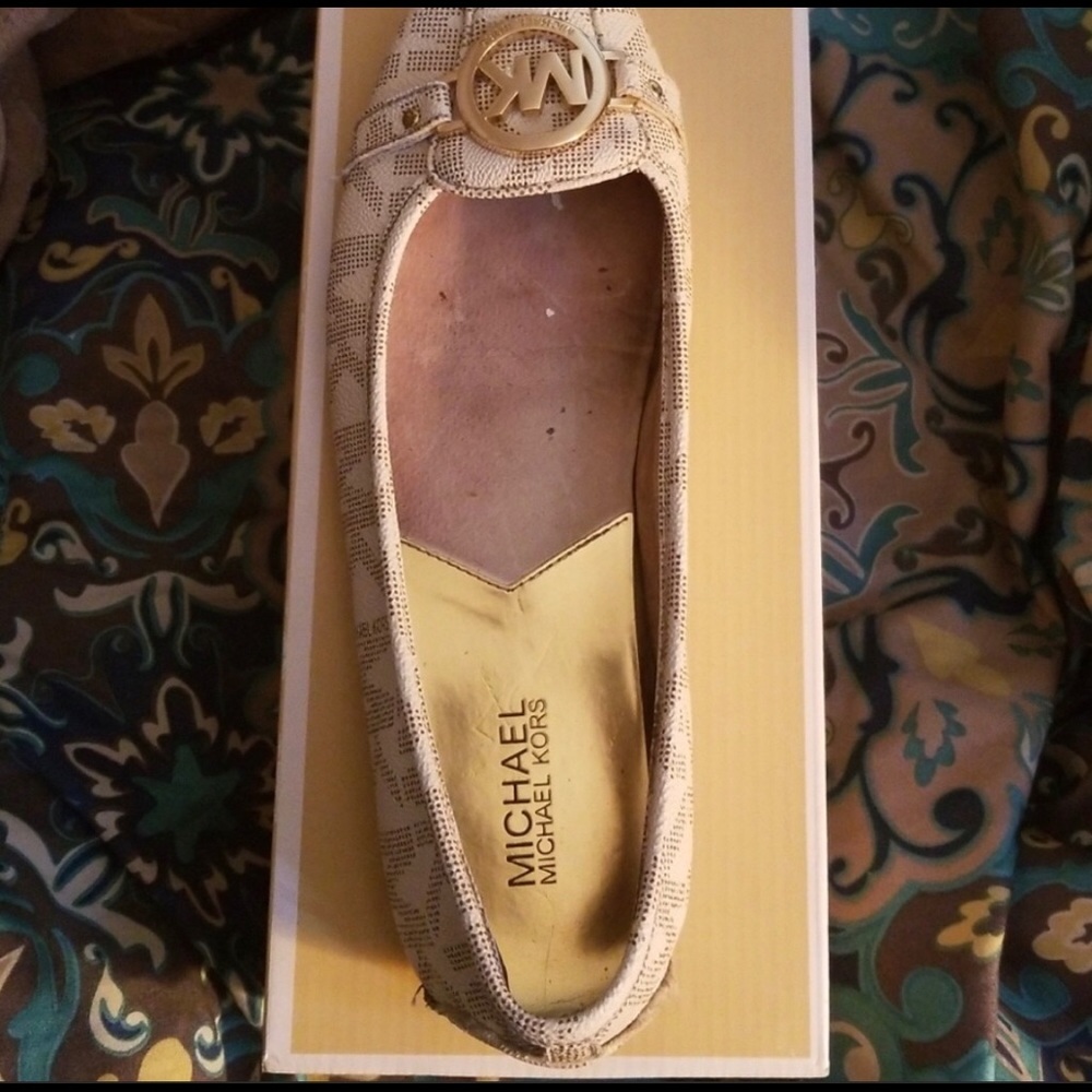 Michael Kors flats